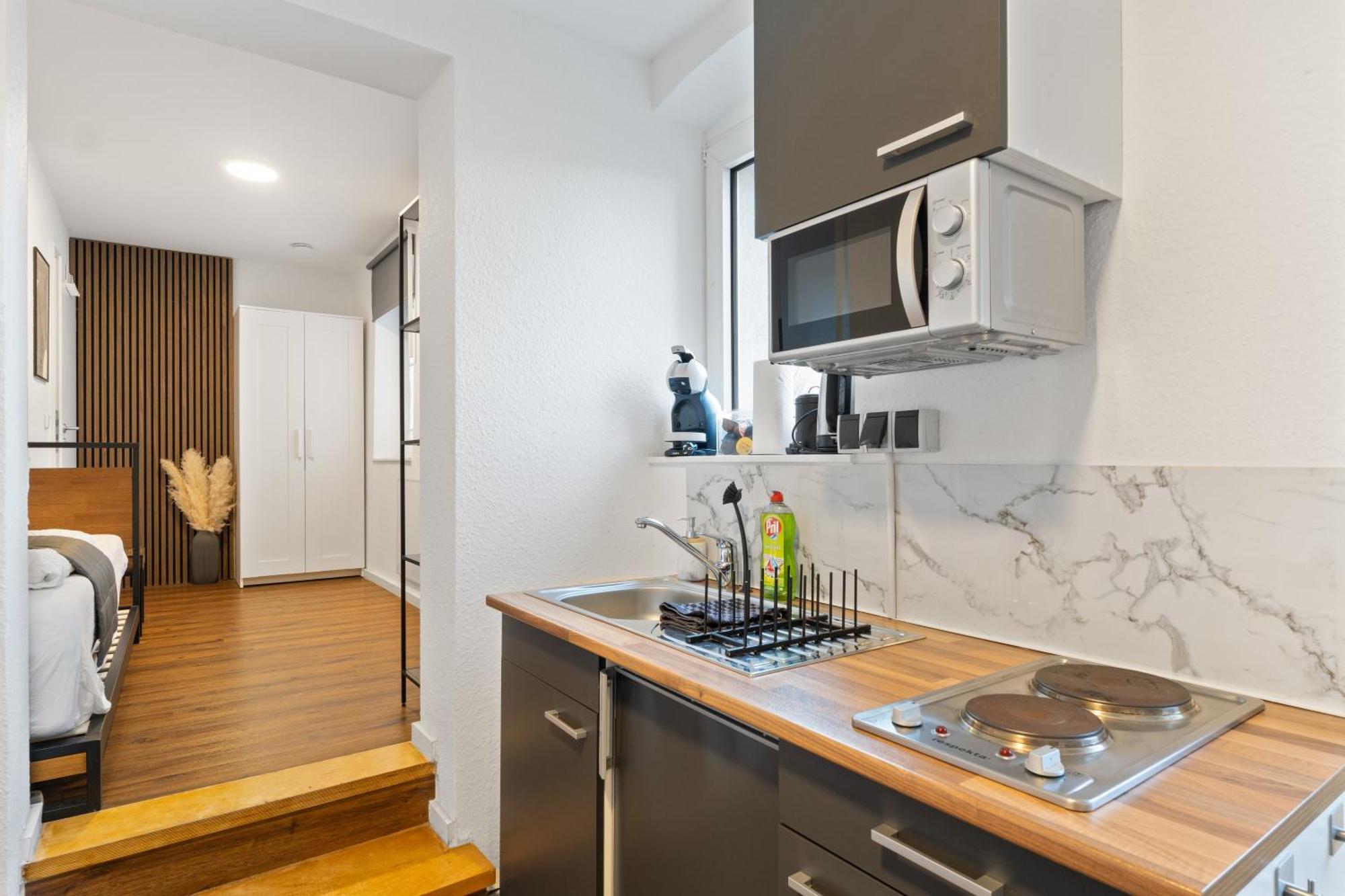 Modernes Apartement Am Rhein In Ruhiger Lage Cologne Exterior photo